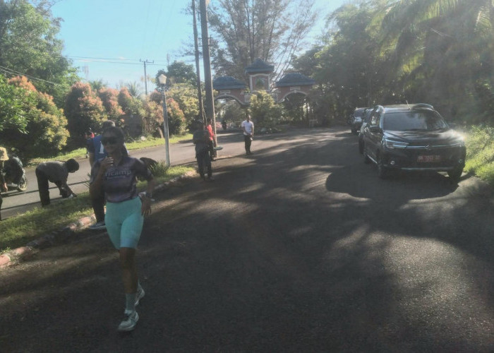 Sukseskan Sungailiat Triathlon 2026, ​Bupati Fery Pimpin Gotong Royong Lintasan