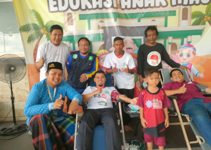 Masjid Agung Sungailiat Gelar Aksi Sosial Terpadu: Donor Darah, Pemeriksaan Gratis, dan Konsultasi Gizi   