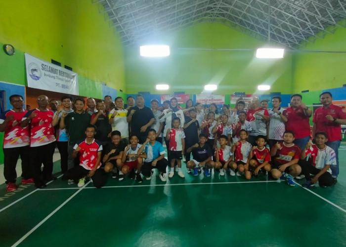​Piala Bupati Bulutangkis Basel Banjir Peserta, Wabup Debby: Ajang Pembinaan Jelang Porprov 2026