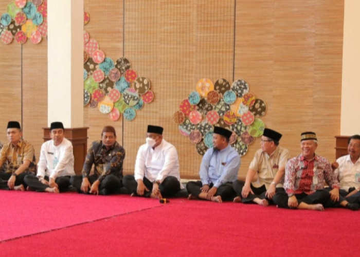 Pulang Ibadah Haji, Pj Gubernur Safrizal ZA Silaturahmi dan Gelar Doa Syukur