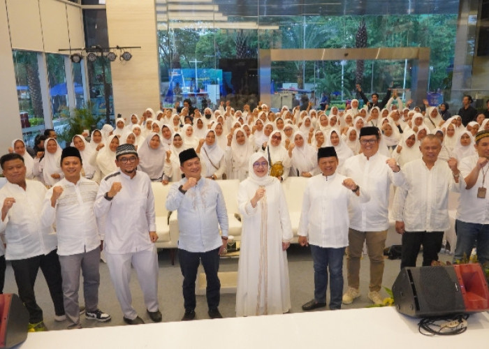 Apresiasi Nasabah Terbaik, PNM Berangkatkan Reward Ibadah Umrah