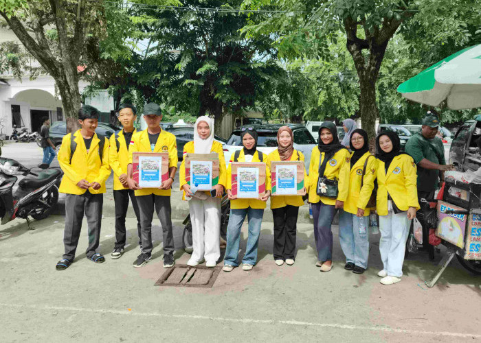 Mahasiswa Institut Pahlawan 12 Galang Donasi Pengabdian Korban Bencana Banjir Sumatera