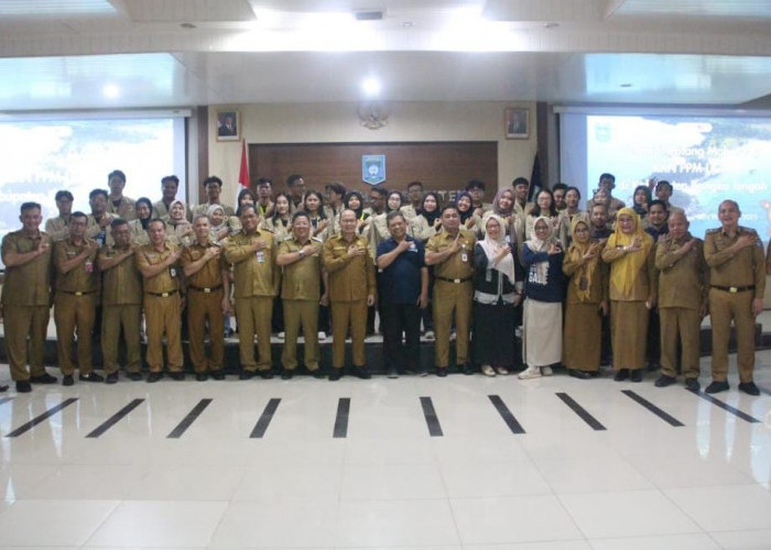 30 Mahasiswa Peserta KKN PPM UGM Disambut Hangat Bupati Algafry 