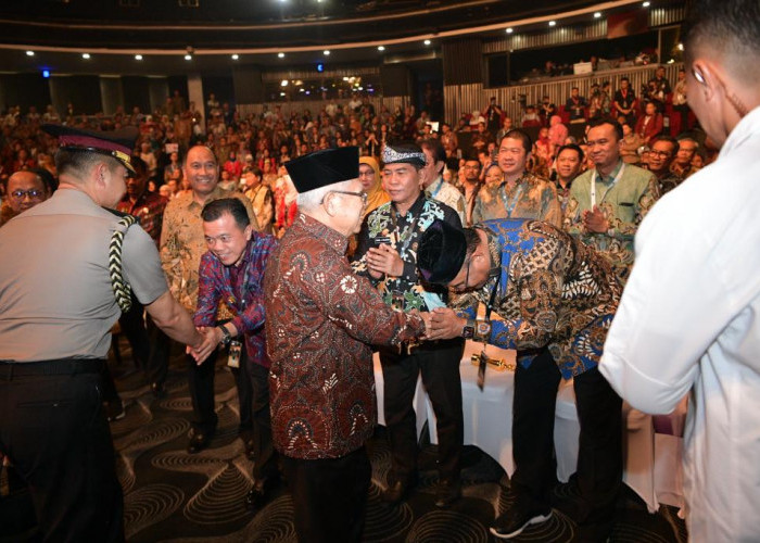 Provinsi Kepulauan Bangka Belitung Raih Dua Kategori Penghargaan pada Naker Award 2023