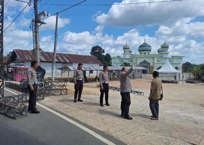 Tabligh Akbar Ustadz Abdul Somad di Desa Paku, Polsek Payung Pastikan  Kelancaran Acara 
