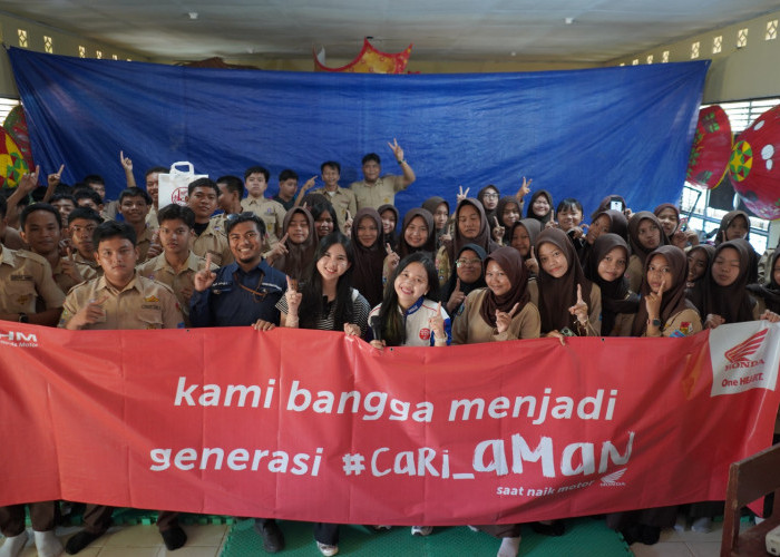 Honda Babel Gelar Edukasi Safety Riding di SMAN 1 Pangkalan Baru