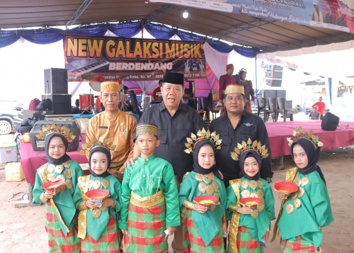 Hadiri Pesta Pantai Tudang Sipulung, Gubernur Hidayat Arsani Beri Apresiasi dan Ajak Lestarikan Tradisi