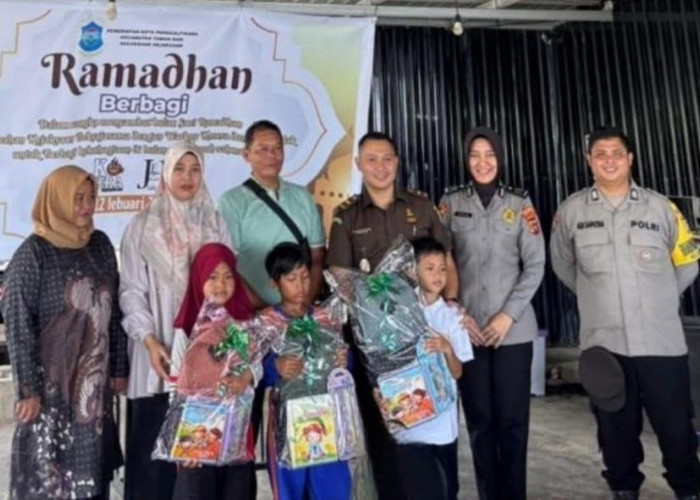 Jelang Ramadhan Warkop Kosera & Jelas Seblak Berbagi Sembako