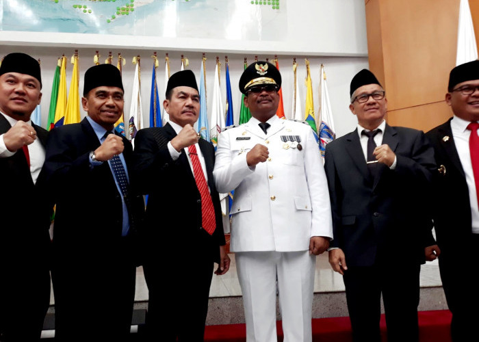 Baru Ngantor Rabu, PJ Gubernur Safrizal Sekalian Lantik Pj Wali Kota PGK
