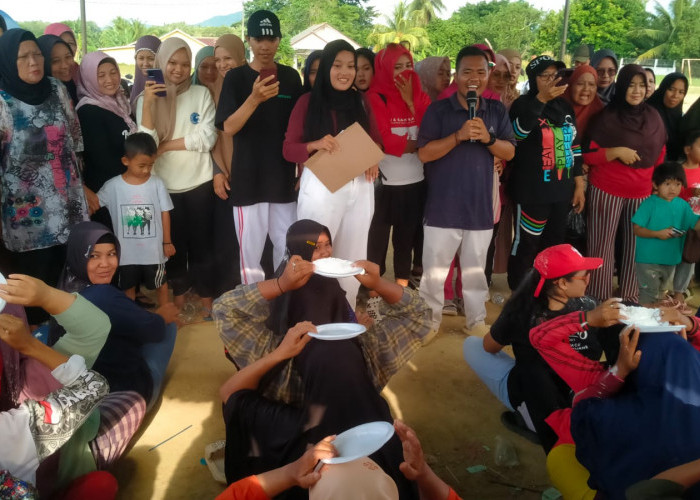 Semarak Kemerdekaan RI Lingkungan Parit Padang, dari Jalan Santai Sampai Balap Karung