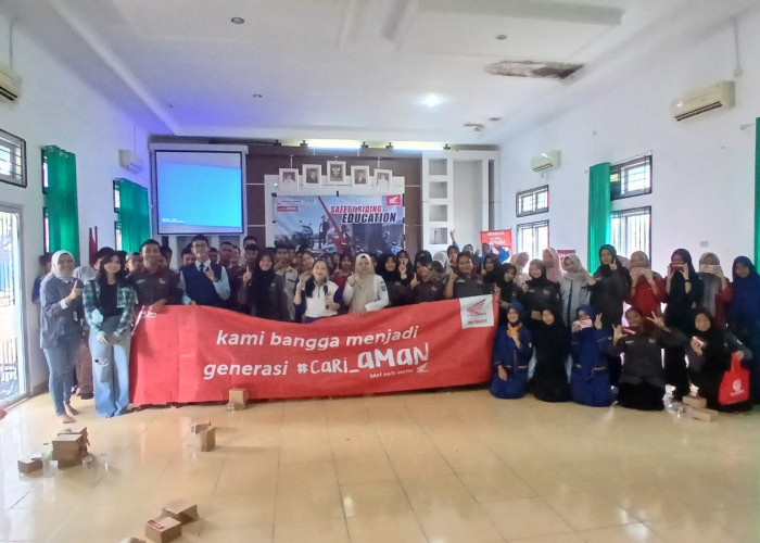 Honda Babel Gelar Edukasi Safety Riding di SMK Negeri 1 Pangkalan Baru