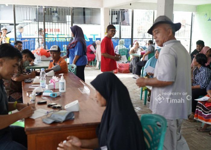 Warga Desa Baskara Bakti Serbu Mobil Sehat PT Timah, Pelayanan Kesehatan Gratis yang Dinantikan 