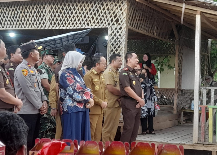 Dukung Program TJSL/CSR PLN, Bupati Algafry Sinergikan UMKM dan Desa Wisata 