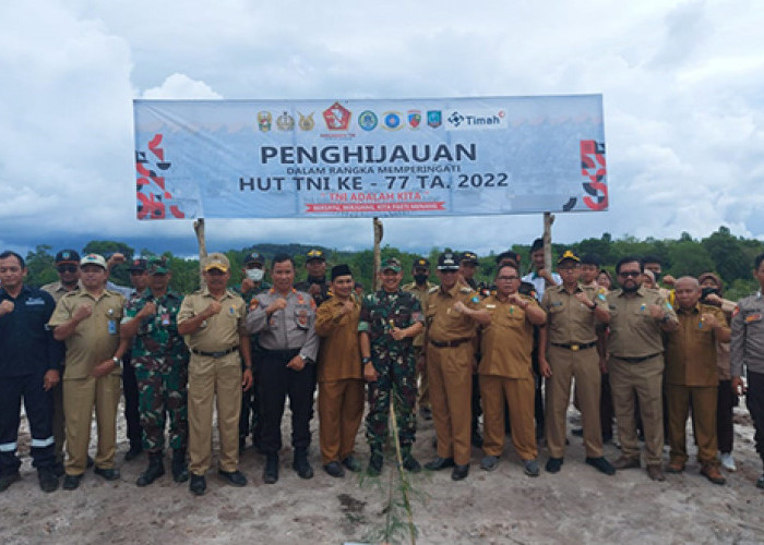 Kampong Reklamasi Selinsing PT Timah Tbk Jadi Lokasi Gerakan Penghijauan dan Penebaran Bibit Ikan