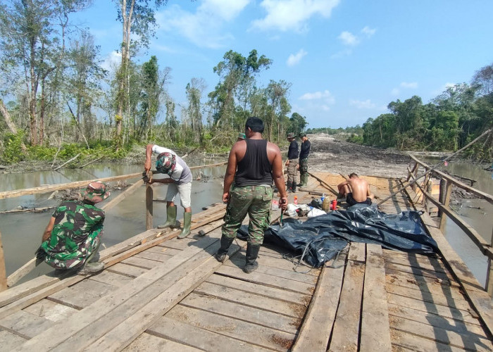 Pembangunan Jembatan Kayu Kedua Akses Jalan Penghubung Desa Telah Rampung