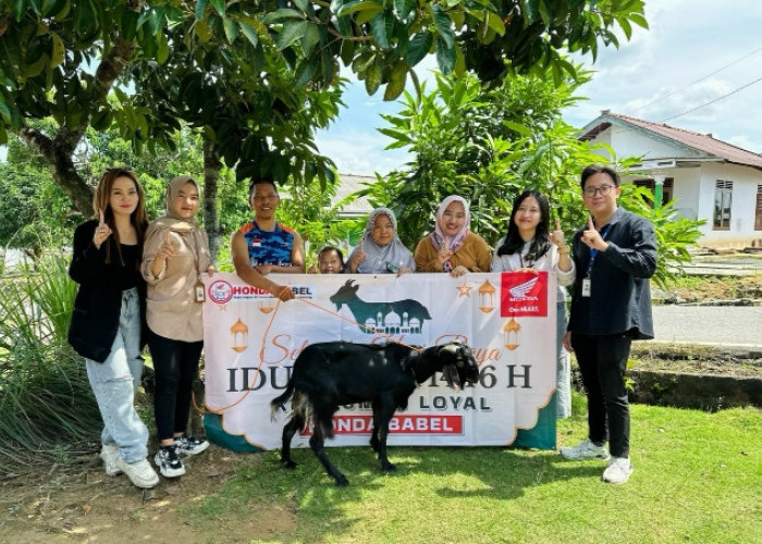 Kejutan Manis Hewan Kurban untuk Pedagang Bakso, Honda Babel Berikan Apresiasi Spesial