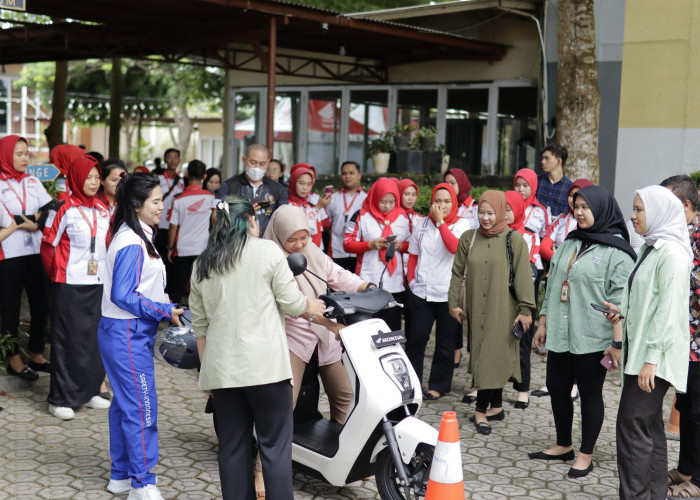 Karya Anak Bangsa, Honda Babel Resmi Hadirkan Motor Listrik Honda EM1 e: Pertama di Bangka Belitung