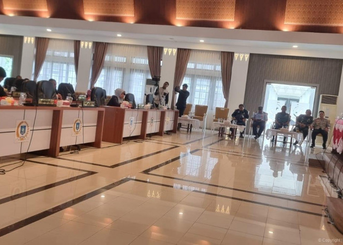 Bahas Penetapan Propemperda 2026, Kanwil Kemenkum Babel Hadiri Sidang Paripurna DPRD Provinsi Babel