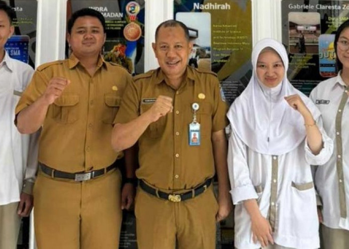 3 Siswa Terbaik SMAN 1 Manggar Wakili Babel pada LDBI Nasional 2025 di Yogyakarta