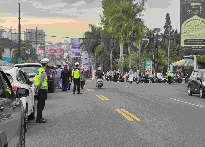 Kawal Salat Id, Satlantas Polresta Pangkalpinang Pastikan Arus Lalu Lintas Tetap Lancar
