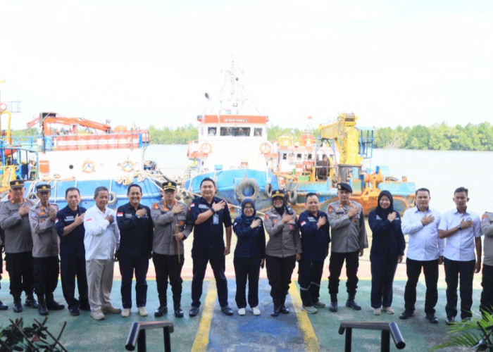 Kapolresta Pangkalpinang Sambangi PT DAK, Tekankan K3 hingga Kenalkan Layanan Call Center 110