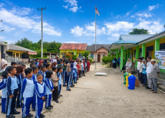 Belajar Kelola Sampah Sejak SD, PT Timah Kenalkan Bank Sampah kepada Pelajar di Kundur Barat