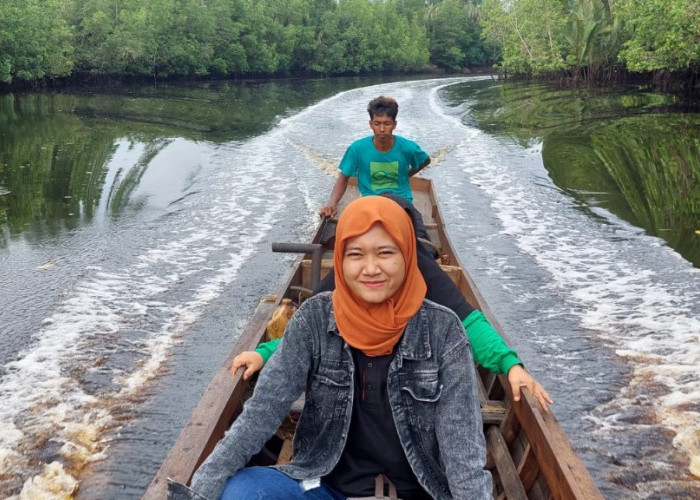 Mengenal Resti, Mantri BRI Tangguh Yang Melayani Masyarakat Sungai Guntung