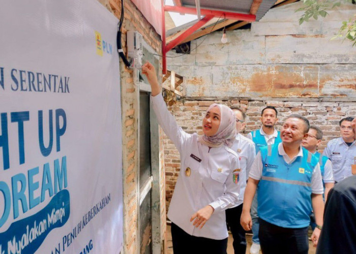 Program Donasi Pegawai PLN Hadirkan Sambung Listrik Gratis bagi 2.533 Keluarga Prasejahtera