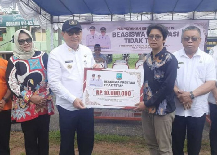 75 Mahasiswa Beltim Terima Beasiswa Tidak Tetap, Bupati Dorong Penerima Pulang Membangun Daerah