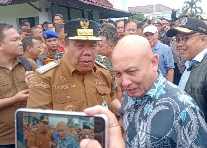 Temui Massa Aliansi Masyarakat Penambang, Ketua DPRD Babel Targetkan Pengesahan Perda WPR Segera Rampung