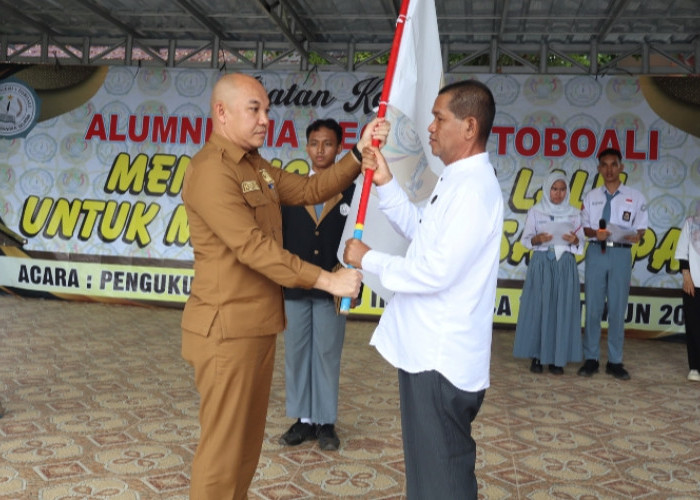 Pengukuhan IKA SMANSA Toboali Periode 2024-2027, Mengingat Masa Lalu Untuk Mengukir Masa Depan 