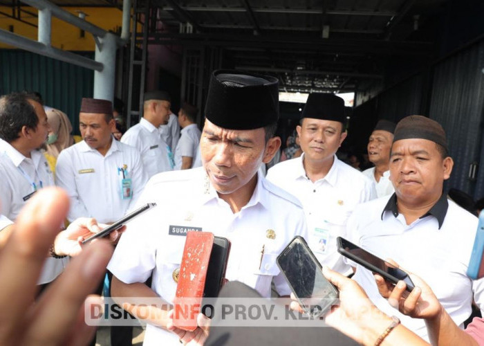 Pj Gubernur Suganda Bertakziah, Sampaikan Duka Cita Wafatnya Nico Plamonia