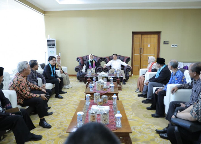 Gubernur Hidayat Arsani Terima Kunjungan Kerja Ketua Komisi X DPR RI