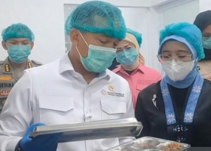 Tinjau SPPG Pangkalpinang, Mendukbangga Pastikan Kualitas MBG 3B