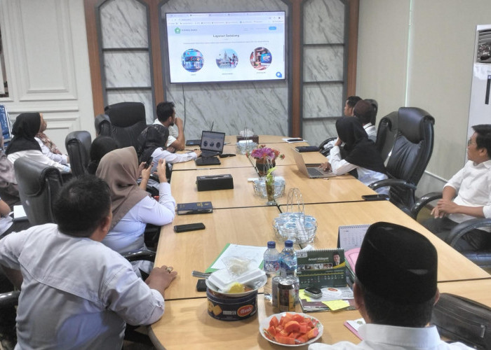 Kakanwil Kemenag Babel bersama Tim Data, Evaluasi dan Pelaporan Melakukan Raker