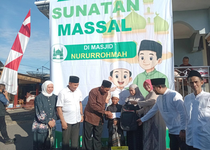 Wawako Apresiasi Masjid Nururohmah Bukit Sari Gelar Khitanan Massal Sambut 1 Muharam 1448H