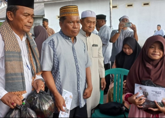 Berbuka Puasa Bersama, Keluarga Minang Bangka Bagi Santunan