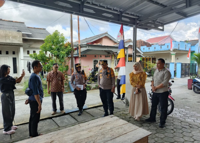 Kapolresta Pangkalpinang Bersama KPU Cek TPS dan Lokasi Rawan Banjir Jelang Pencoblosan