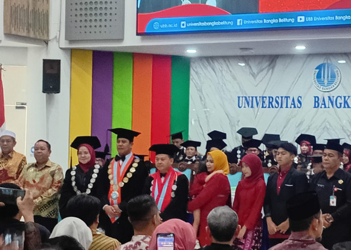 Prof. Dwi Haryadi Dikukuhkan Jadi Guru Besar Keempat di UBB