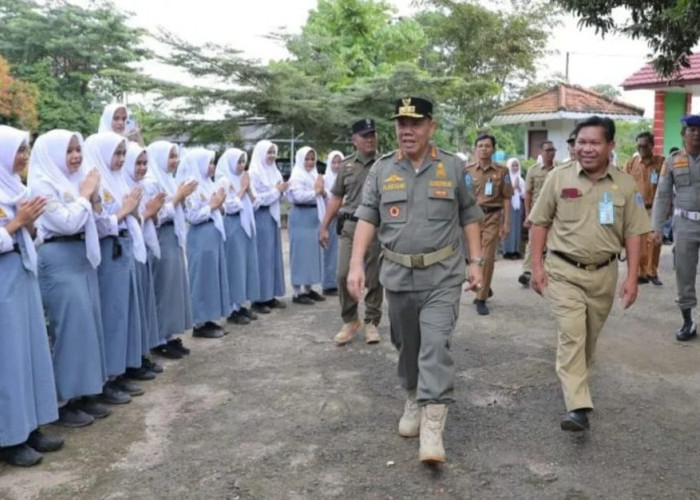 Gubernur Hidayat Ingatkan Guru di Pangkalpinang Jangan Ikut-ikutan Berpolitik