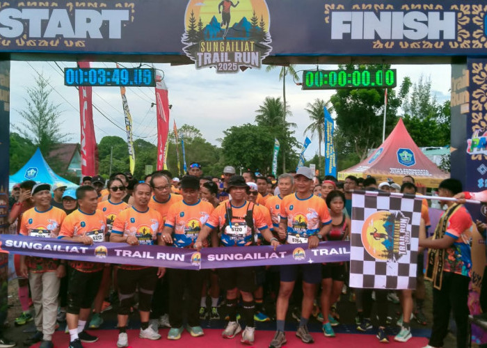 Sungailiat Trail Run 2025: 400 Pelari Ramaikan Kawasan Exsotik Matras