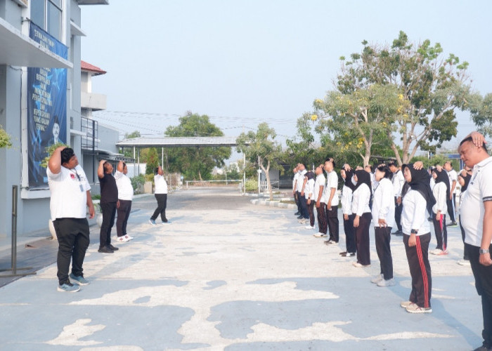 Sabtu Sehat di Lapas Narkotika Pangkalpinang, Kalapas Ikut Workout dan Main Voli