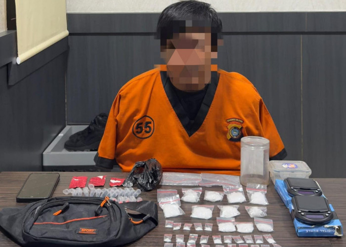 Polda Babel Tangkap Bandar Narkoba di Kabupaten Bangka, Puluhan Paket Sabu Diamankan