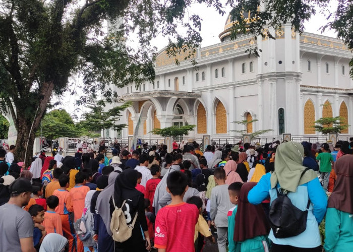 Diikuti Ribuan Orang, Pesta Rakyat di Bateng Sampai Kehabisan Kupon