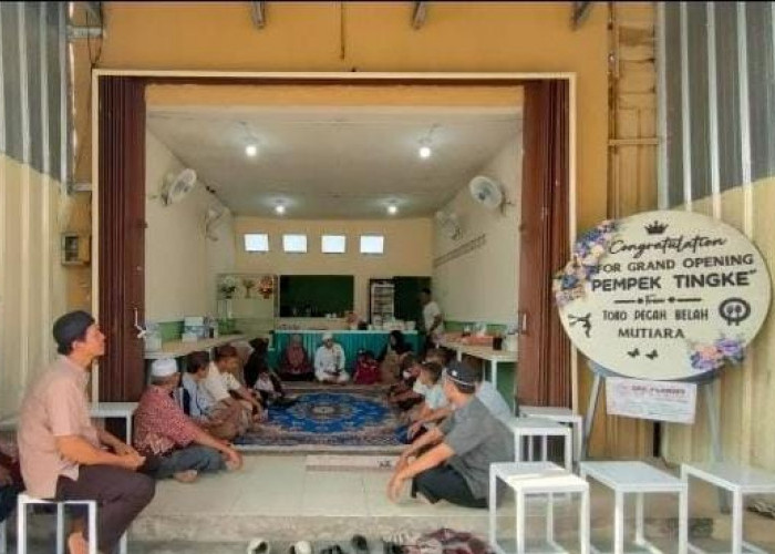 Manfaatkan Hobi Membuat Makanan, ASN di Basel Sukses Buka Kedai Pempek Tingke 