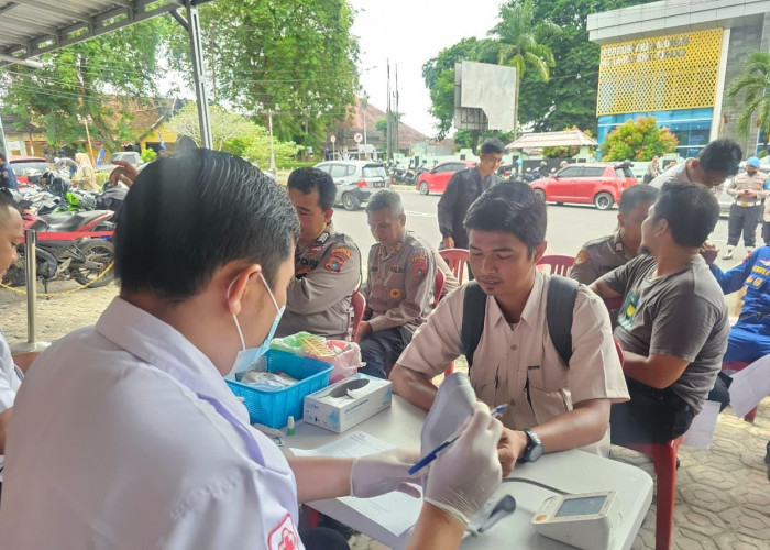 Ratusan Polisi di Pangkalpinang Donorkan Darah, Rayakan Hari Jadi ke-74 Humas Polri   