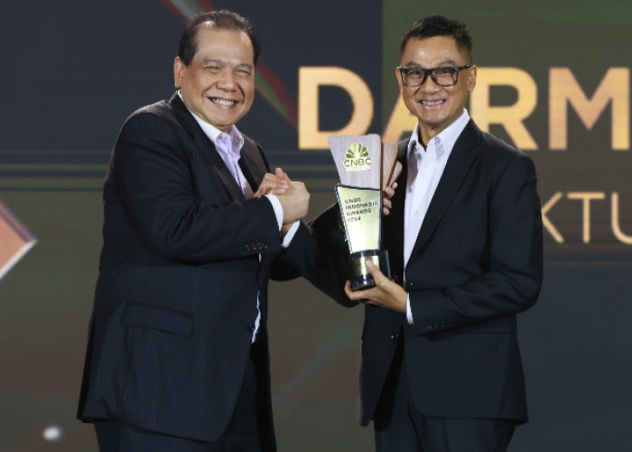 Hattrick! Dirut PLN Darmawan Prasodjo Kembali Dinobatkan Jadi CEO Of The Year 2024