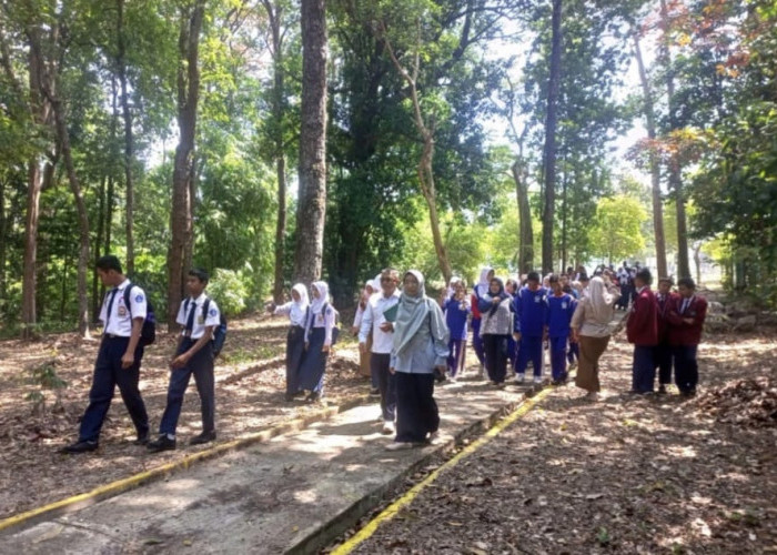Kader Adiwiyata Bangka Barat Studi Lapangan ke Area Kawasan Hutan Konservasi PT Timah 