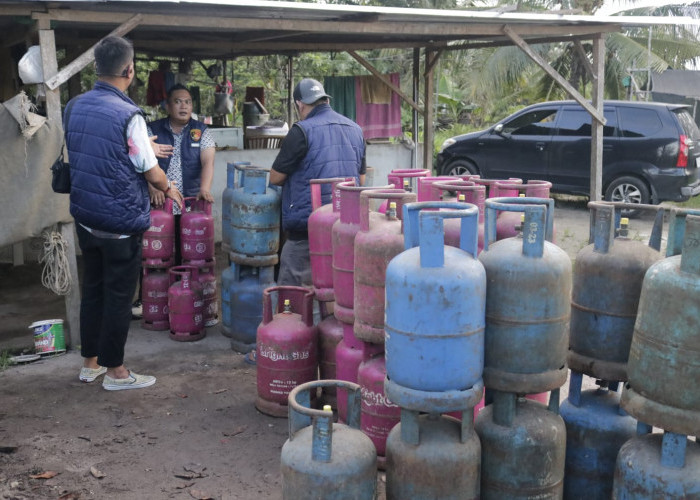 Polda Babel Bongkar Pengoplosan Gas Subsidi di Namang, 4 Pelaku dan Ratusan Tabung LPG Diamankan