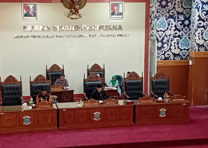 Pj. Walikota Unu Sampaikan KUA-PPAS Perubahan 2025 ke DPRD